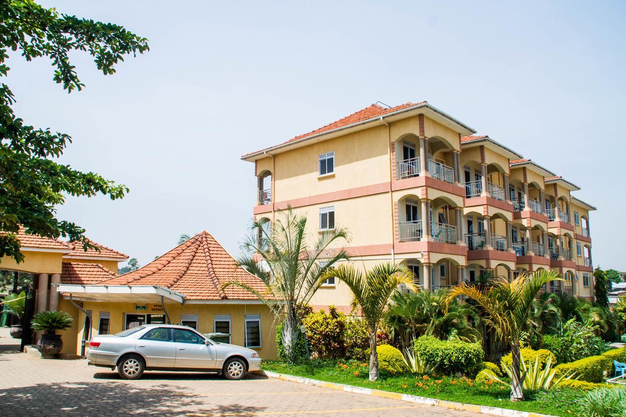 Arua Desert Breeze Hotel المظهر الخارجي الصورة
