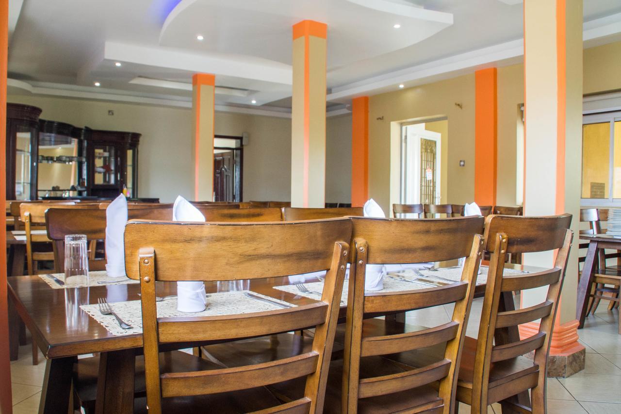 Arua Desert Breeze Hotel المظهر الخارجي الصورة