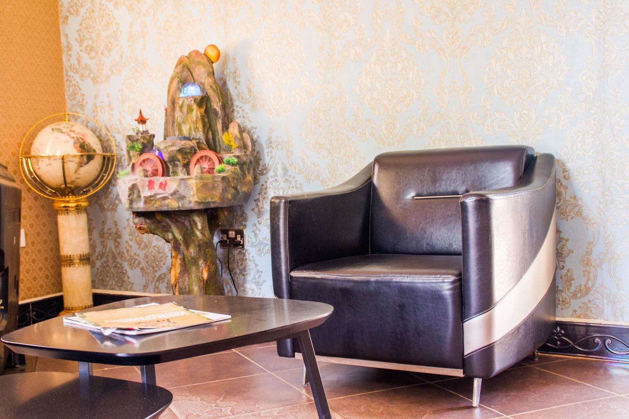 Arua Desert Breeze Hotel المظهر الخارجي الصورة