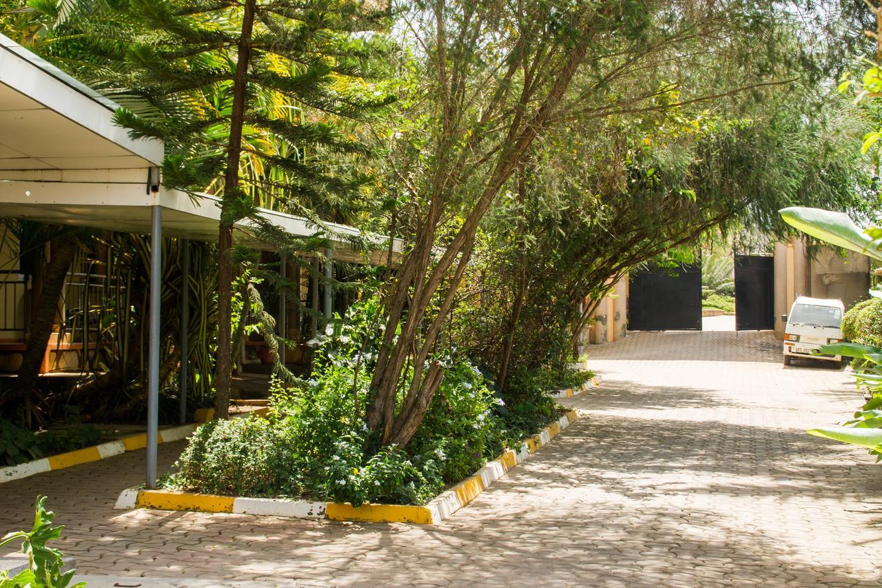 Arua Desert Breeze Hotel المظهر الخارجي الصورة
